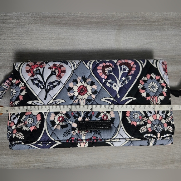 NWT Vera Bradley ~"Ornate Blooms" ~  Paisley RFID Crossbody Wallet Wristlet - Picture 8 of 8